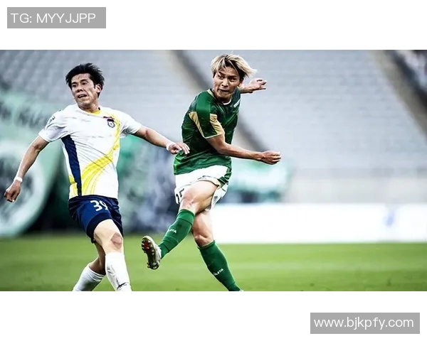 东京绿茵迎战爱暖FC激烈对决引发球迷热情期待