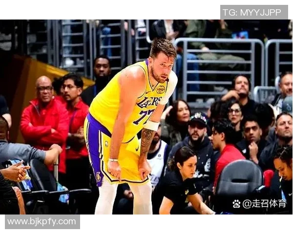 火箭队与湖人队在06年激战回顾：经典对决与传奇时刻的重温