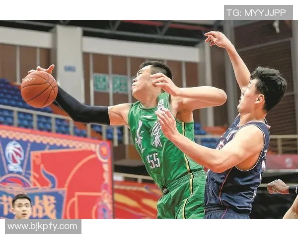 南锡与勒芒激战正酣比分悬念迭起引人关注