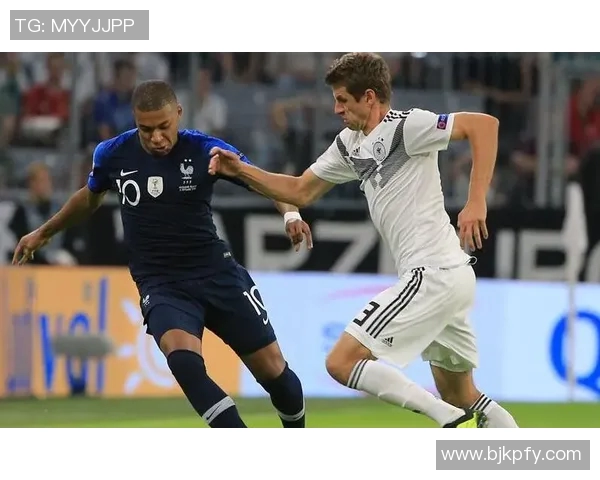 荷兰与秘鲁足球友谊赛精彩回顾及赛后分析