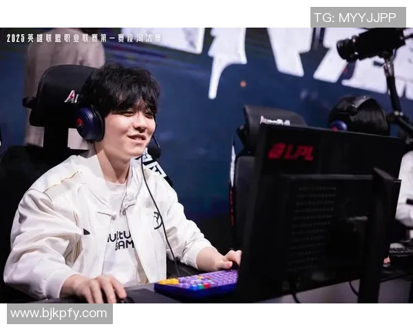 IG战队灵活性解析与战术创新对英雄联盟比赛的影响