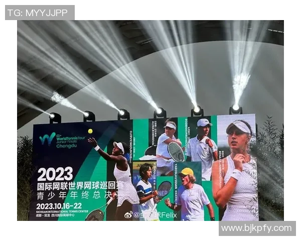 成都网球队在大满贯赛事中的默契配合与精彩表现点评